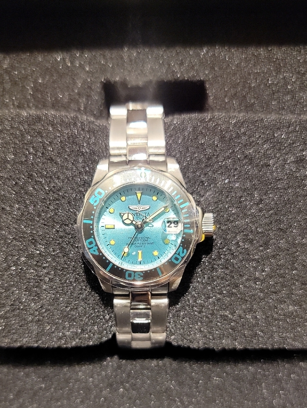 45786 Invicta Pro Diver Auredrift Women's Watch - 24.5mm, Stainless Steel 3 Link - Picture 3 of 9